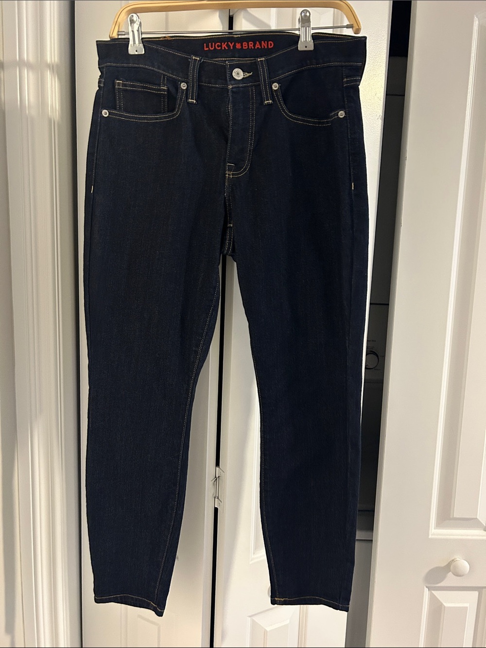 Lucky Brand Indigo Skinny Jeans with Contrast Stitching